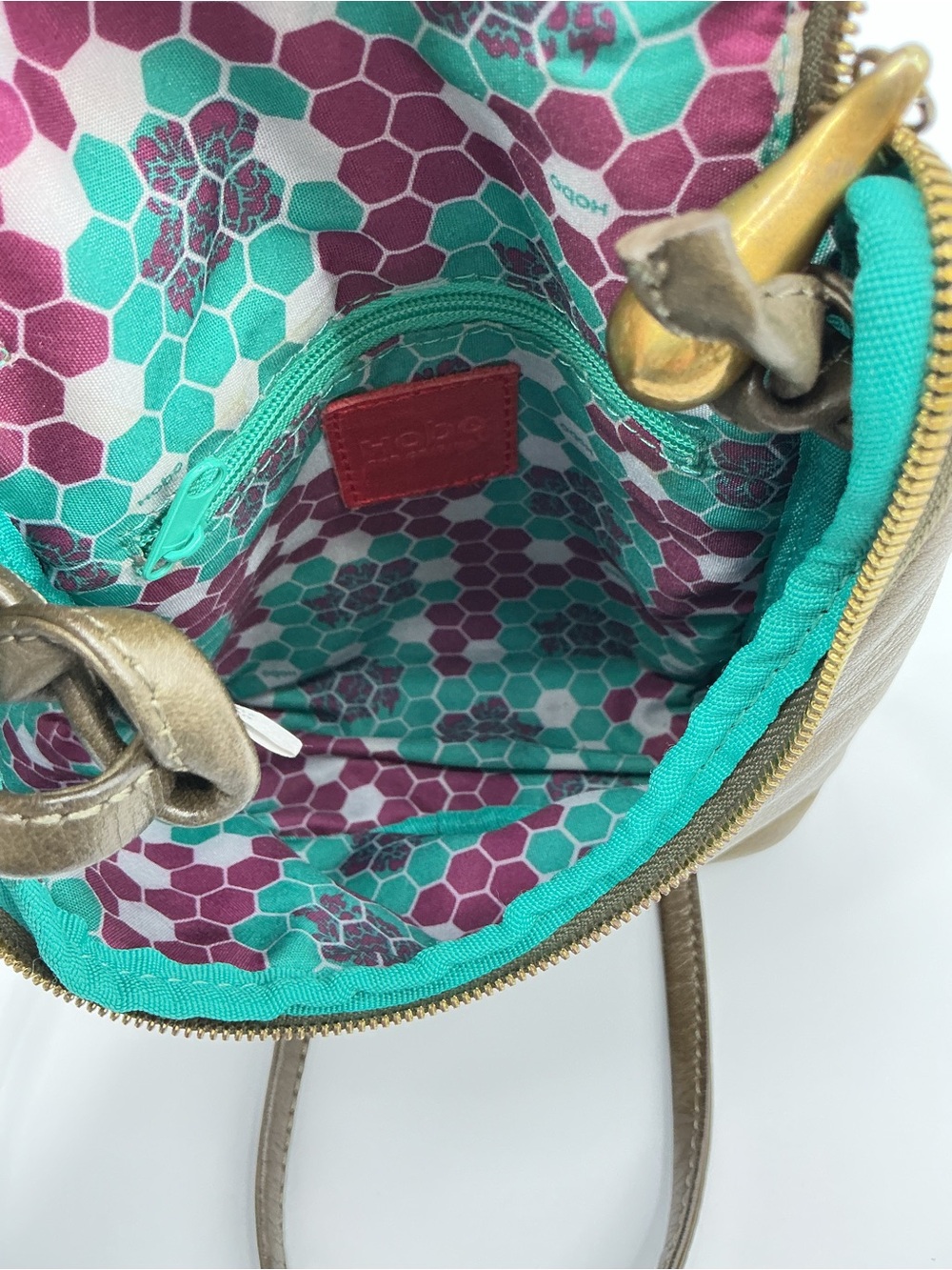 HOBO Fern Crossover Purse Olive Green - Picture 10 of 15